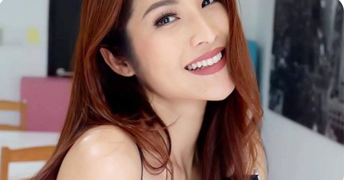 Beautiful Asian Women 