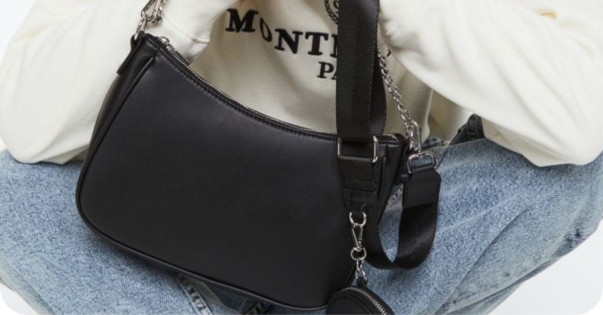 Different types of women bags 