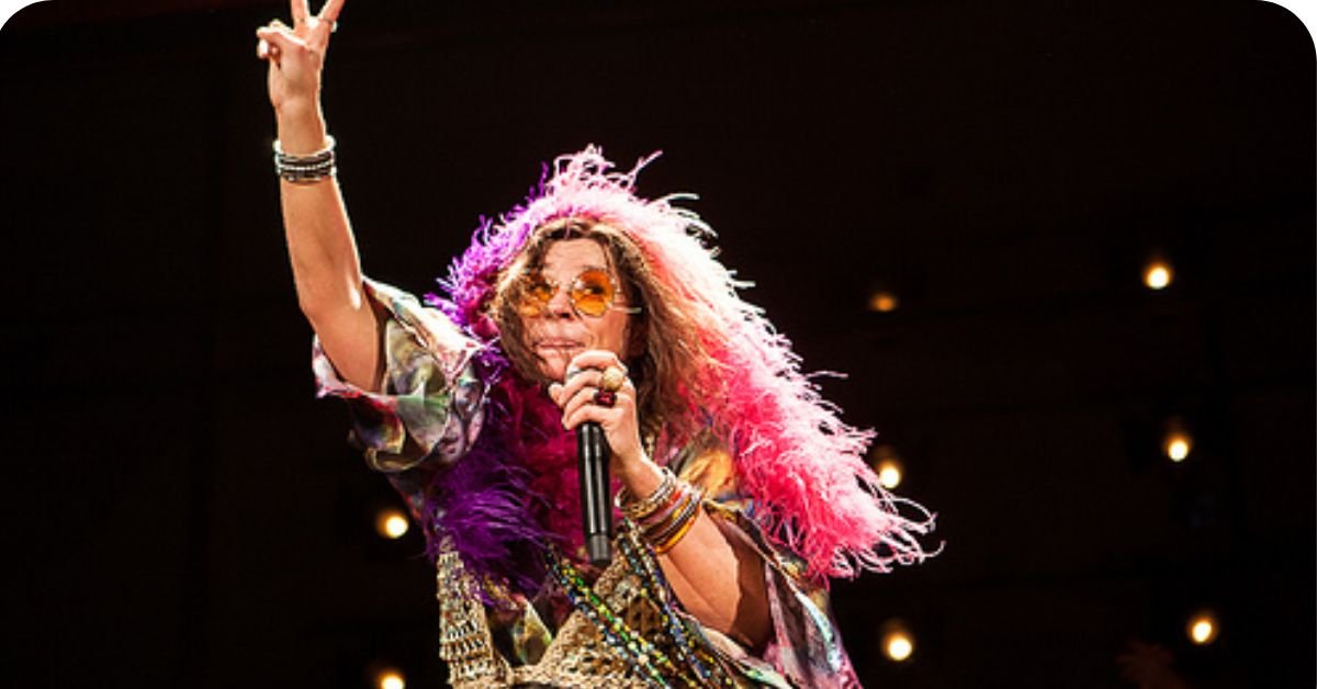 Janis Jolphin outfits 