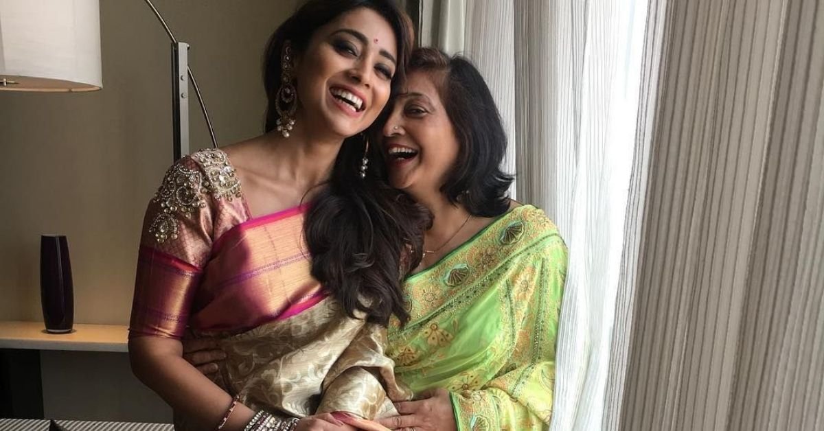 shriya saran in saree