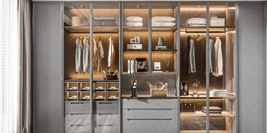 Build a Capsule Wardrobe